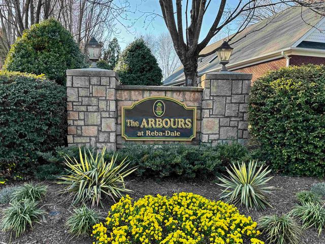 645 Reba Dale Court, Spartanburg, SC 29307