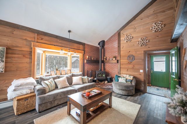 68 Ellis Brook Road, Dover, VT 05356