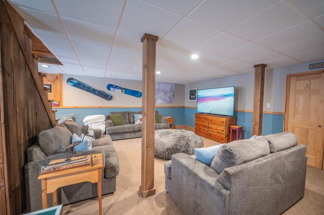 68 Ellis Brook Road, Dover, VT 05356