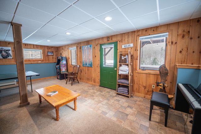 68 Ellis Brook Road, Dover, VT 05356