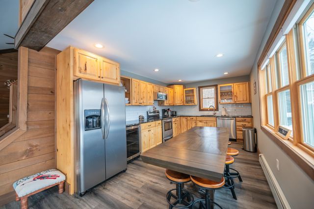 68 Ellis Brook Road, Dover, VT 05356