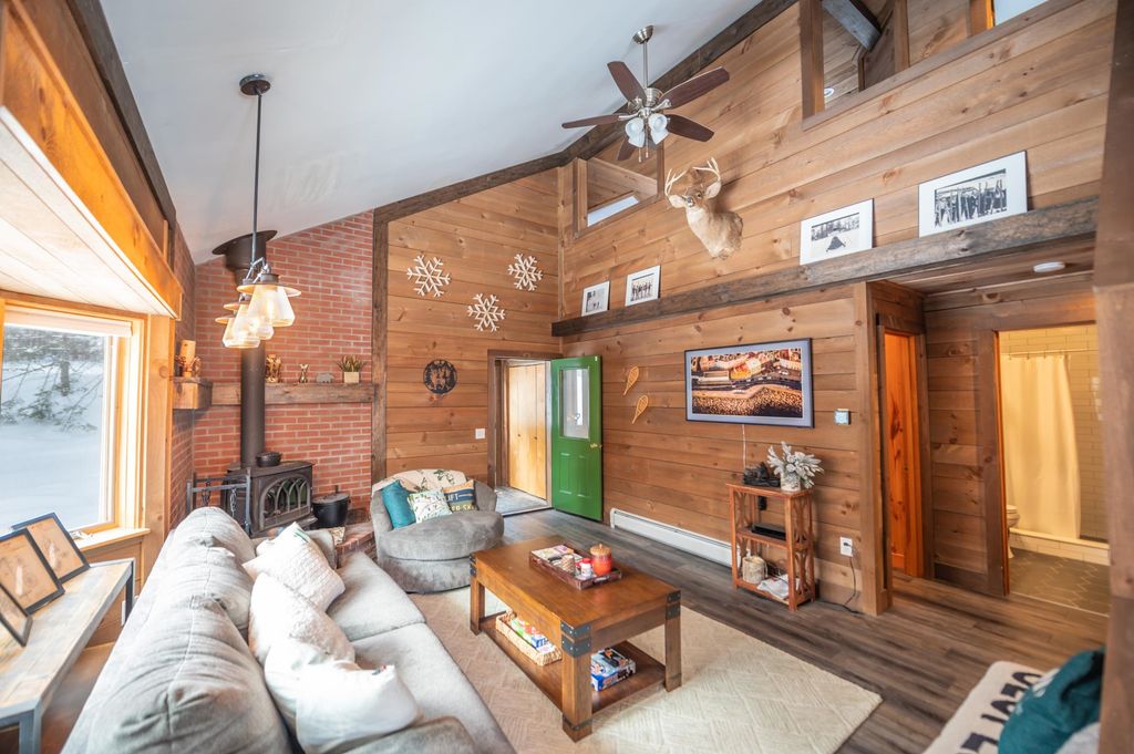 68 Ellis Brook Road, Dover, VT 05356