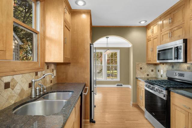 4216 Utica Avenue S, Saint Louis Park, MN 55416