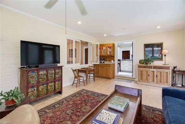 211 E Avondale Drive, Greensboro, NC 27403