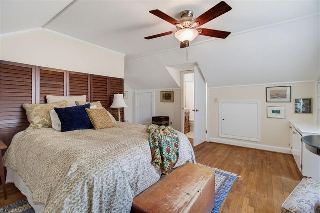 211 E Avondale Drive, Greensboro, NC 27403