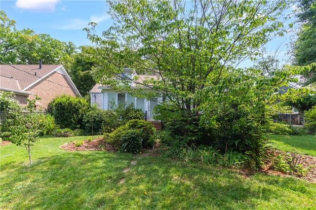 211 E Avondale Drive, Greensboro, NC 27403