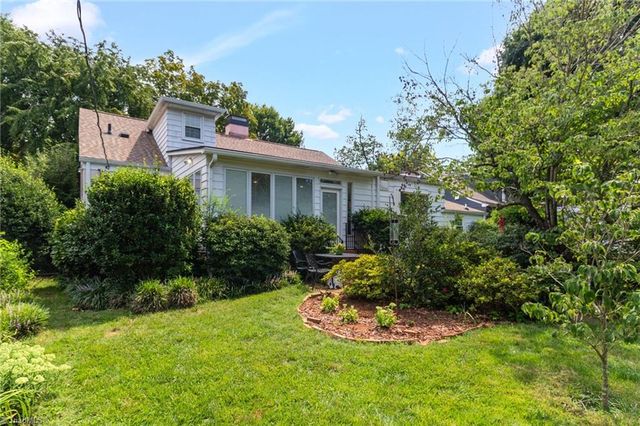 211 E Avondale Drive, Greensboro, NC 27403