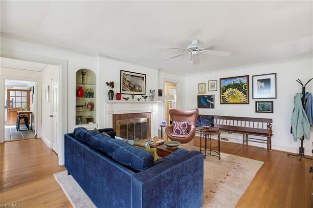 211 E Avondale Drive, Greensboro, NC 27403