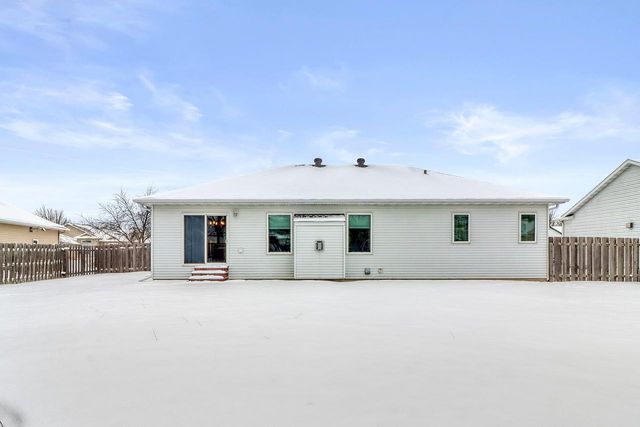 1844 1st Street, West Fargo, ND 58078