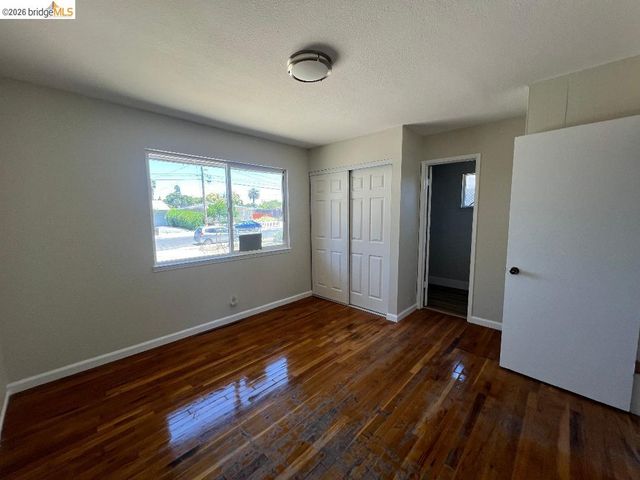 2467 Tanager Cir, Concord, CA 94520