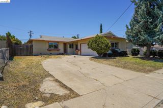 2467 Tanager Cir, Concord, CA 94520