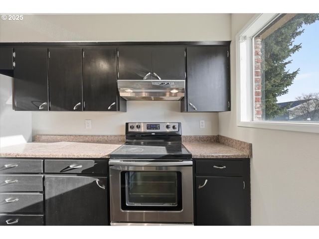 1795 Ne 19TH St, Gresham, OR 97030