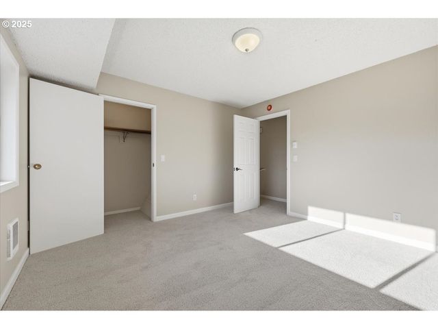 1795 Ne 19TH St, Gresham, OR 97030