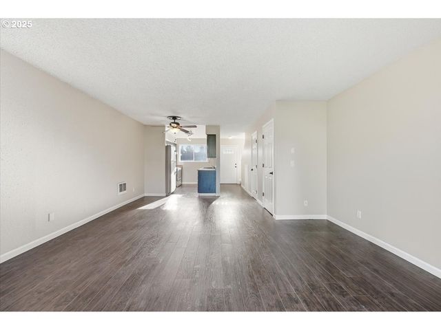 1795 Ne 19TH St, Gresham, OR 97030