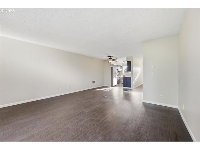 1795 Ne 19TH St, Gresham, OR 97030