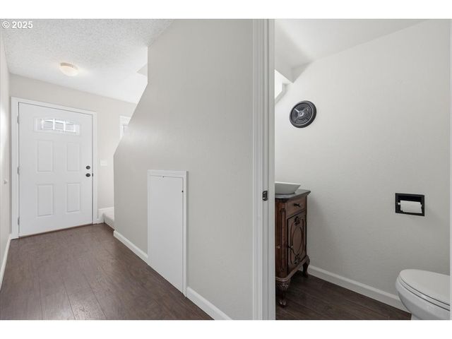 1795 Ne 19TH St, Gresham, OR 97030