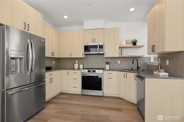 2230 B NW 60th Street, Seattle, WA 98107