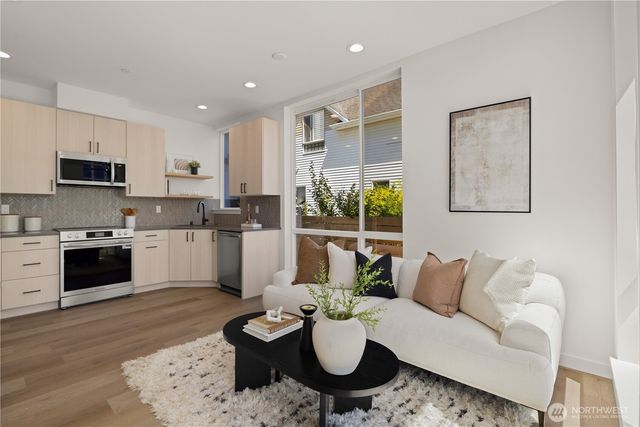 2230 B NW 60th Street, Seattle, WA 98107