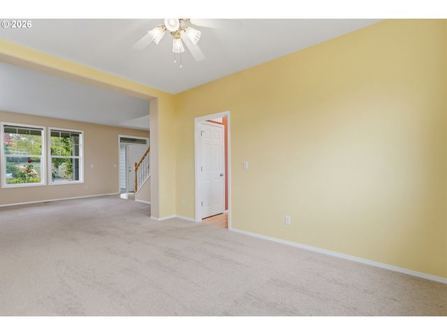 834 VAN BUREN Dr, Salem, OR 97304
