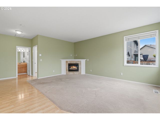 834 VAN BUREN Dr, Salem, OR 97304
