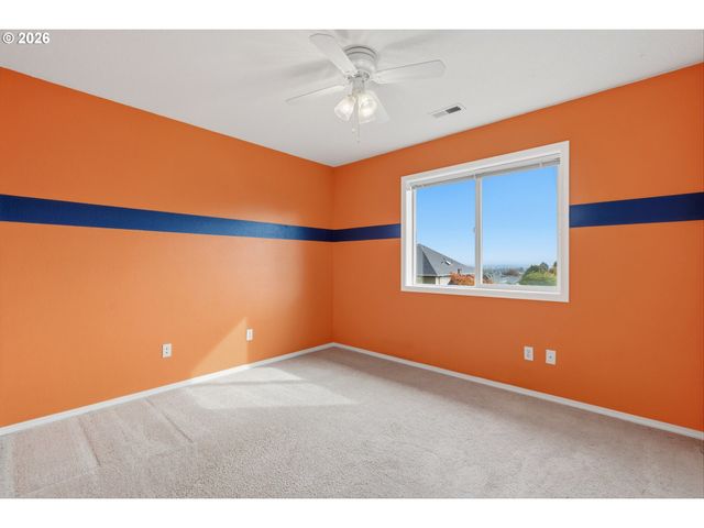 834 VAN BUREN Dr, Salem, OR 97304