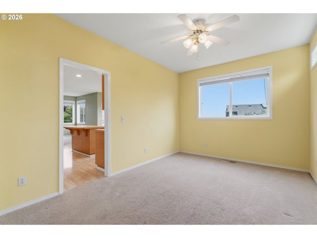 834 VAN BUREN Dr, Salem, OR 97304
