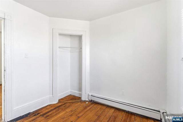 196 Sussex Avenue, Newark, NJ 07103