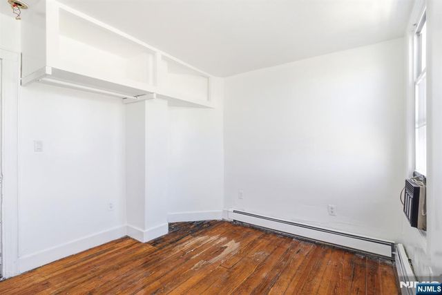 196 Sussex Avenue, Newark, NJ 07103