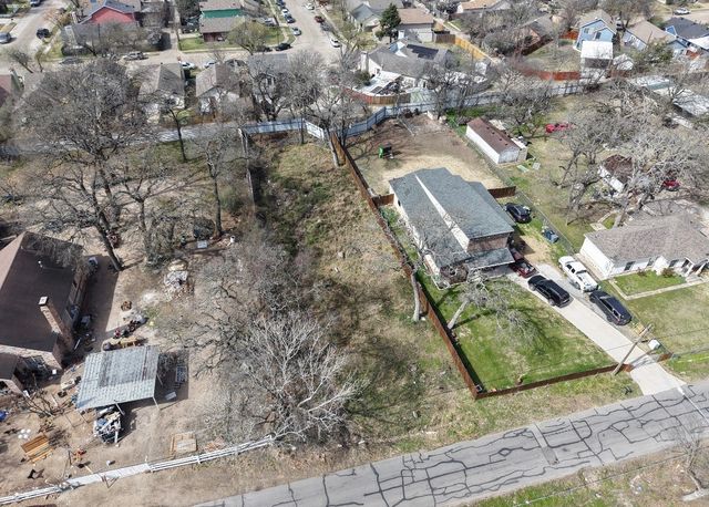 1913 Leroy Road, Dallas, TX 75217
