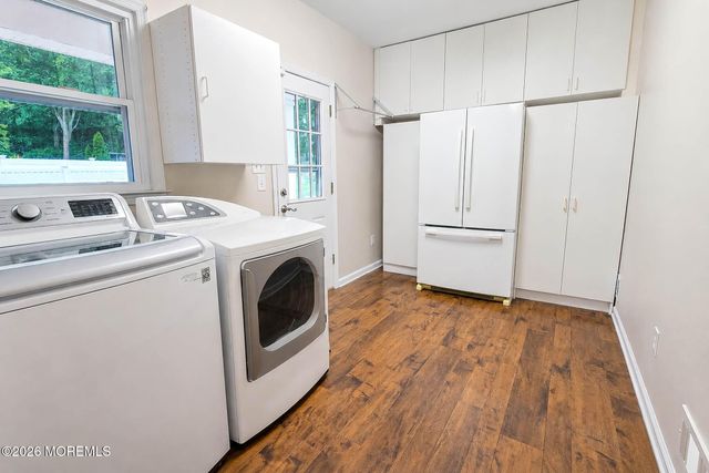 891 Derry Drive, Toms River, NJ 08753