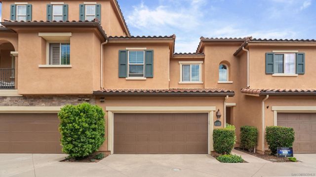 8522 Old Stonefield Chase, San Diego, CA 92127