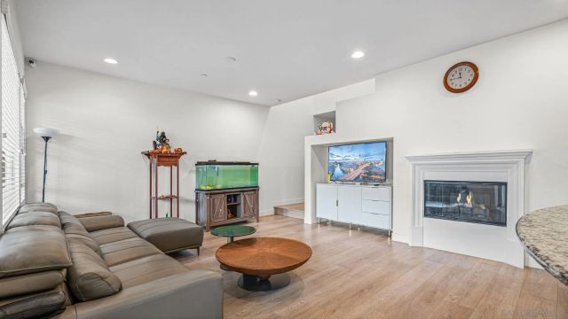 8522 Old Stonefield Chase, San Diego, CA 92127