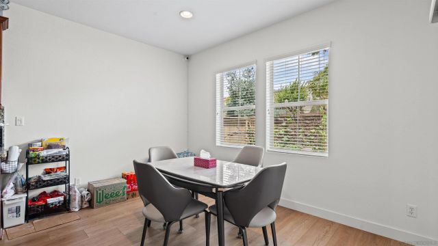 8522 Old Stonefield Chase, San Diego, CA 92127
