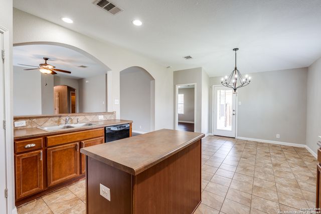 736 Guna, New Braunfels, TX 78130