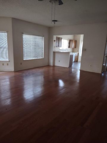 3508 Alexandria Drive, Arlington, TX 76015