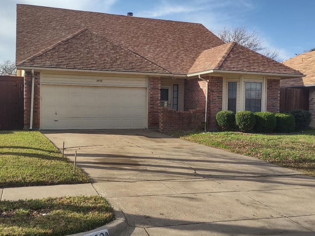 3508 Alexandria Drive, Arlington, TX 76015