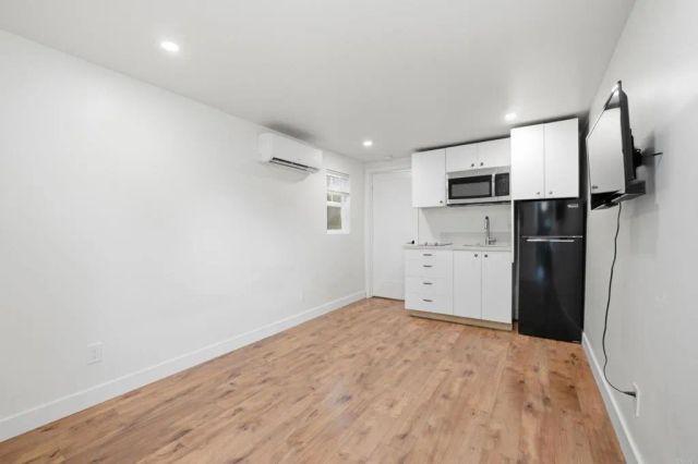 530 S Kalmia Street, Escondido, CA 92025