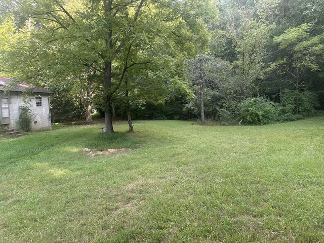 191 NW Roach Cove Road, Hayesville, NC 28904