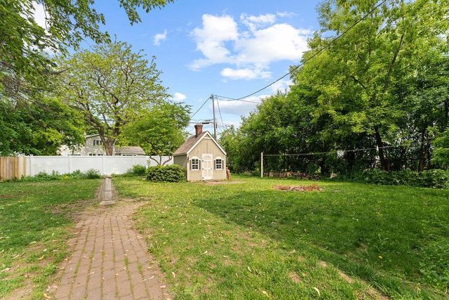 1123 S PARK AVENUE, Neenah, WI 54956
