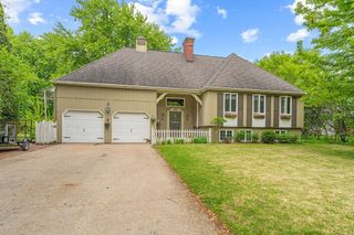 1123 S PARK AVENUE, Neenah, WI 54956