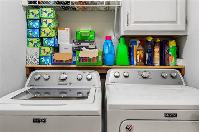 2041 W Buena Vista Street, Springfield, MO 65810