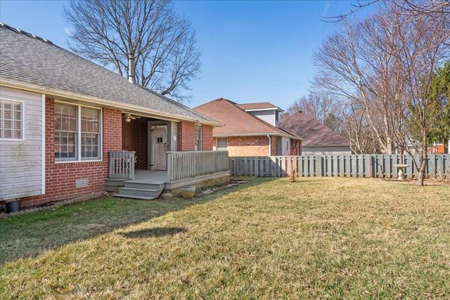 2041 W Buena Vista Street, Springfield, MO 65810
