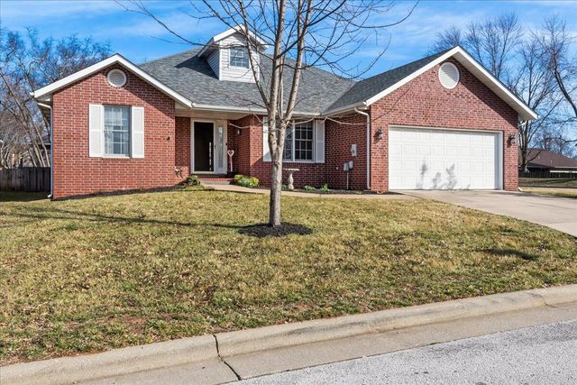 2041 W Buena Vista Street, Springfield, MO 65810
