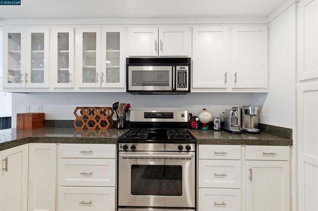 45644 Indian Wells Ln, Indian Wells, CA 92210
