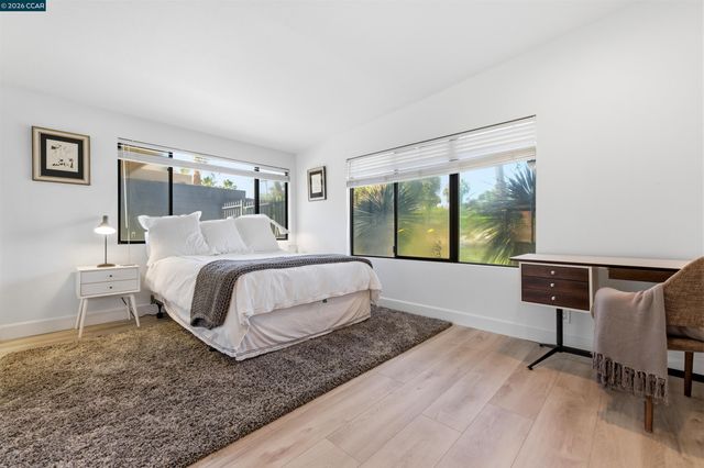 45644 Indian Wells Ln, Indian Wells, CA 92210