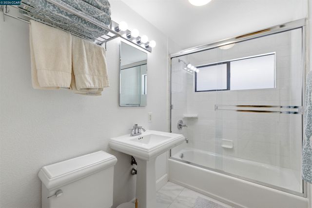 45644 Indian Wells Ln, Indian Wells, CA 92210
