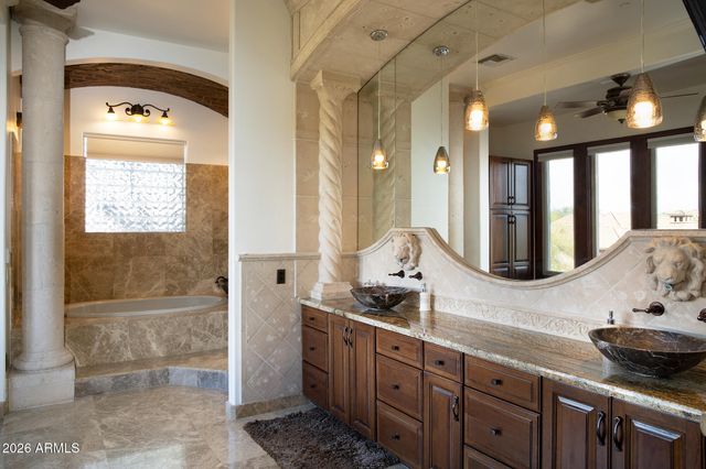 10638 E HEDGEHOG Place, Scottsdale, AZ 85262