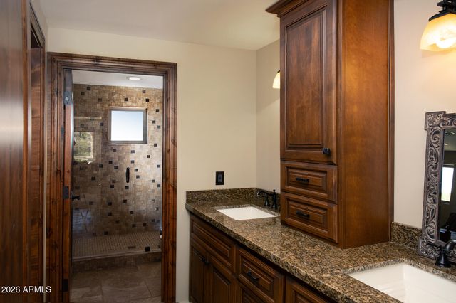 10638 E HEDGEHOG Place, Scottsdale, AZ 85262