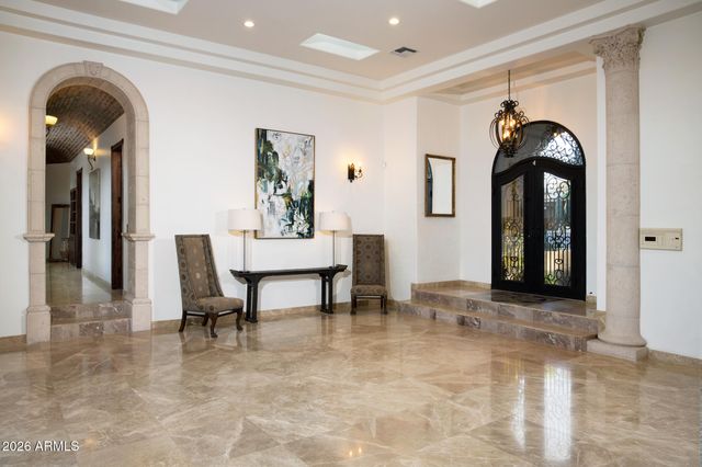 10638 E HEDGEHOG Place, Scottsdale, AZ 85262