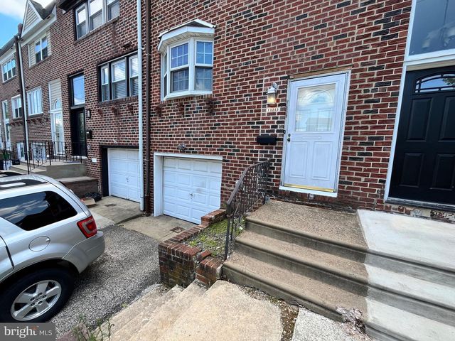 12215 SWEET BRIAR RD, Philadelphia, PA 19154